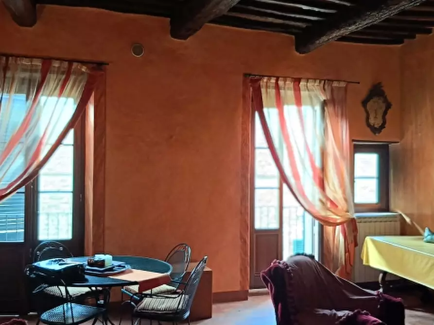 Immagine 9 di Palazzo in vendita  in Via Garibaldi a Città Della Pieve