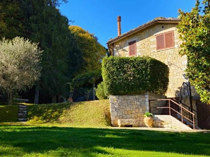 Immagine 19 di Villa in vendita  in Via Garibaldi a Cetona