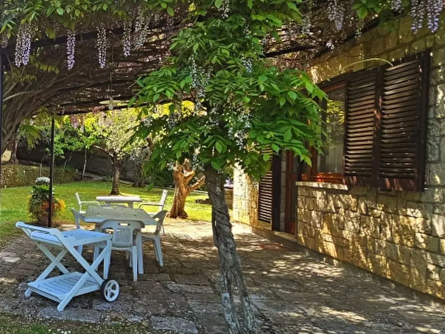 Immagine 23 di Villa in vendita  in Via Garibaldi a Cetona