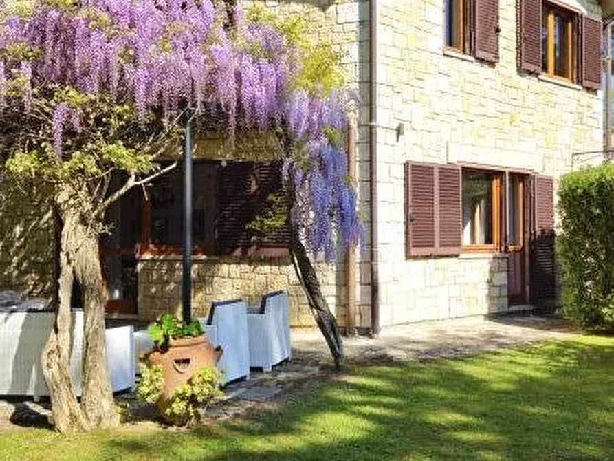 Immagine 37 di Villa in vendita  in Via Garibaldi a Cetona