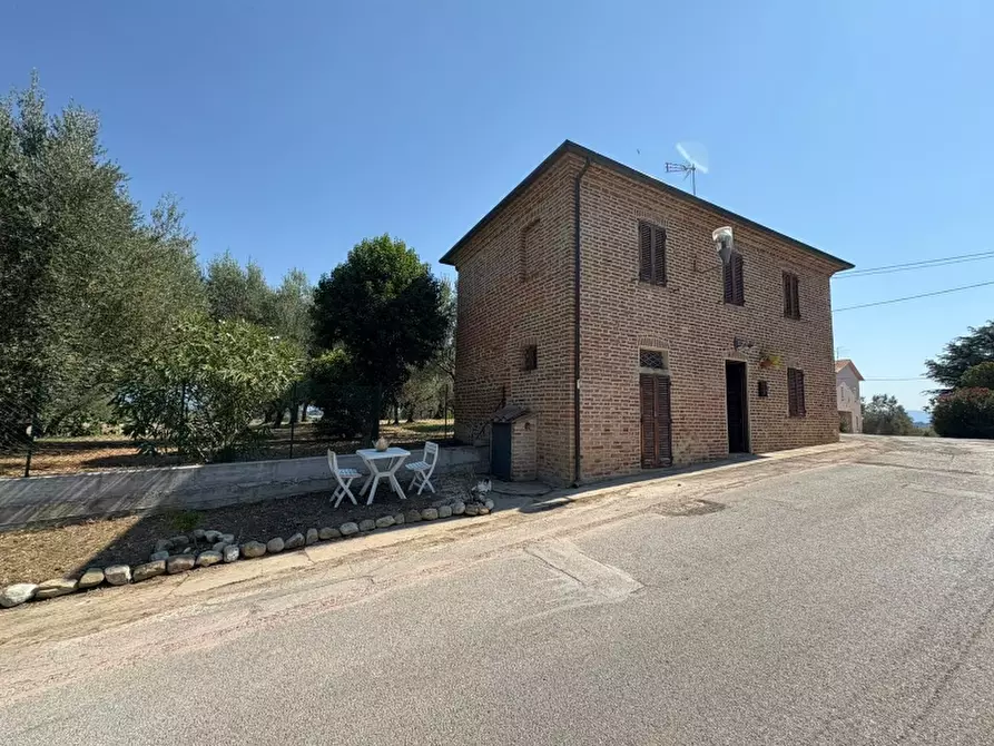 Immagine 1 di Casa indipendente in vendita  in Località Frattavecchia a Castiglione Del Lago