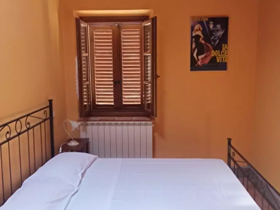 Immagine 11 di Casa indipendente in vendita  in Località Frattavecchia a Castiglione Del Lago