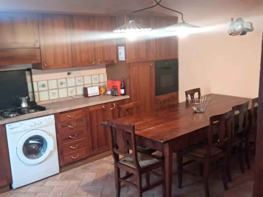 Immagine 3 di Casa indipendente in vendita  in Località Frattavecchia a Castiglione Del Lago