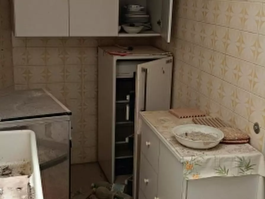 Immagine 19 di Appartamento in vendita  in Piazza S. Agostino a Passignano Sul Trasimeno