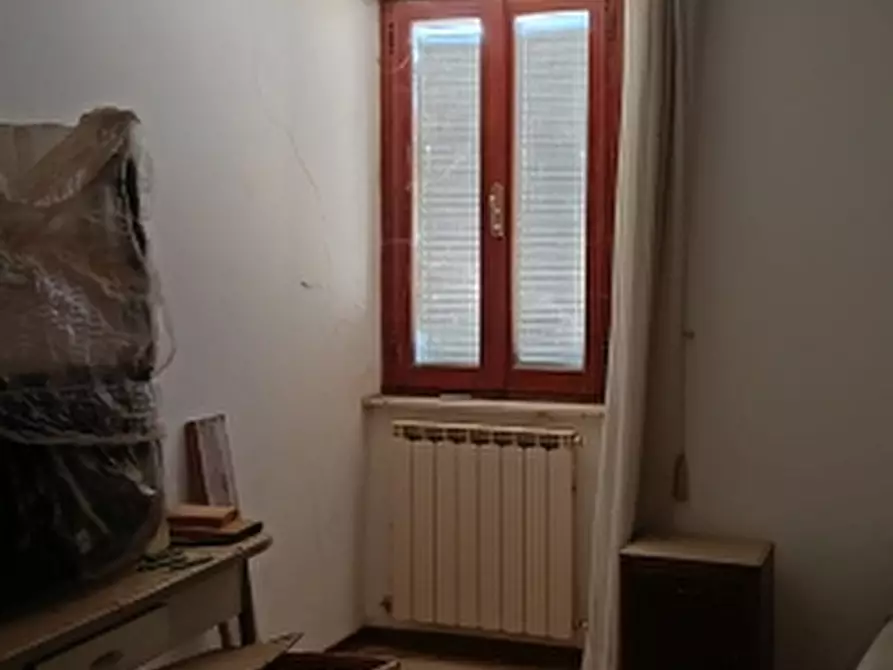 Immagine 8 di Appartamento in vendita  in Piazza S. Agostino a Passignano Sul Trasimeno