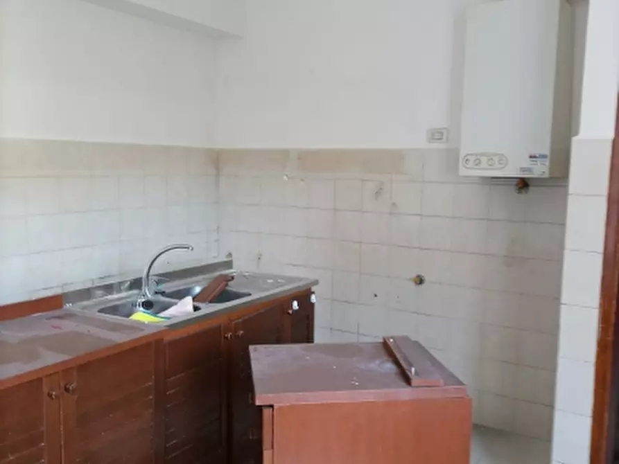 Immagine 10 di Appartamento in vendita  in Piazza Buattini 15 a Passignano Sul Trasimeno