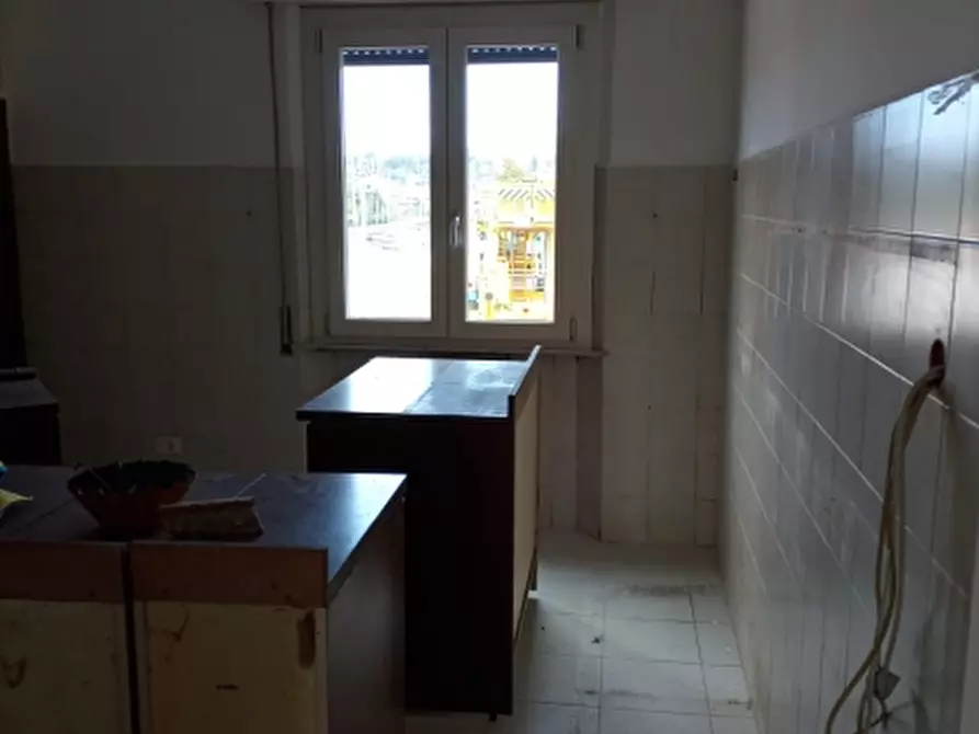 Immagine 12 di Appartamento in vendita  in Piazza Buattini 15 a Passignano Sul Trasimeno