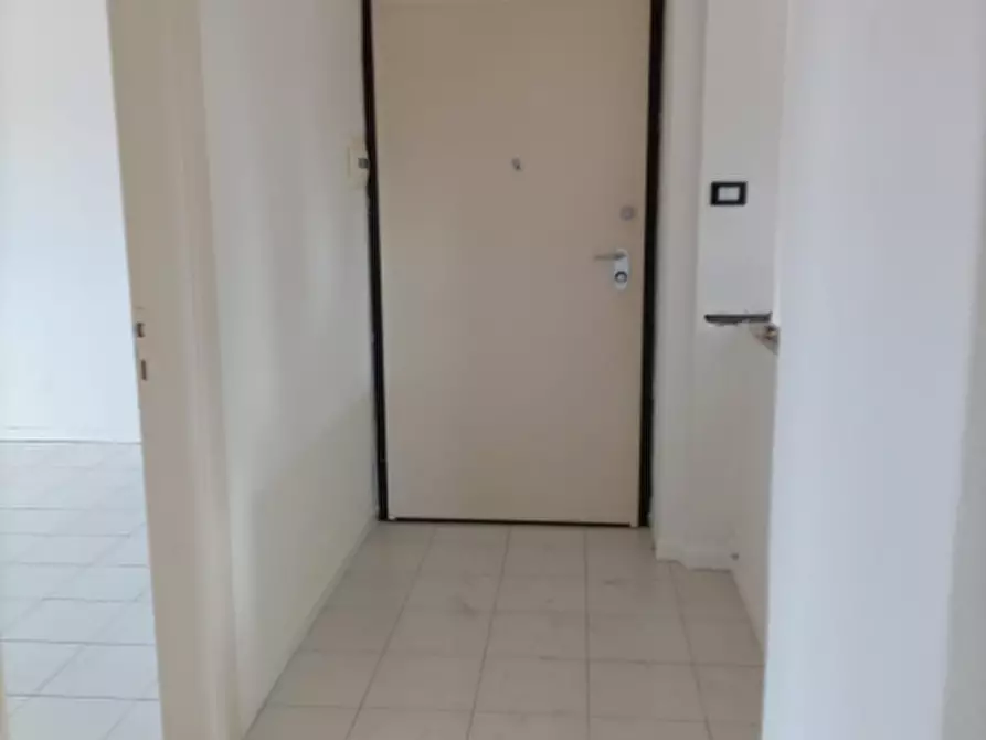 Immagine 6 di Appartamento in vendita  in Piazza Buattini 15 a Passignano Sul Trasimeno