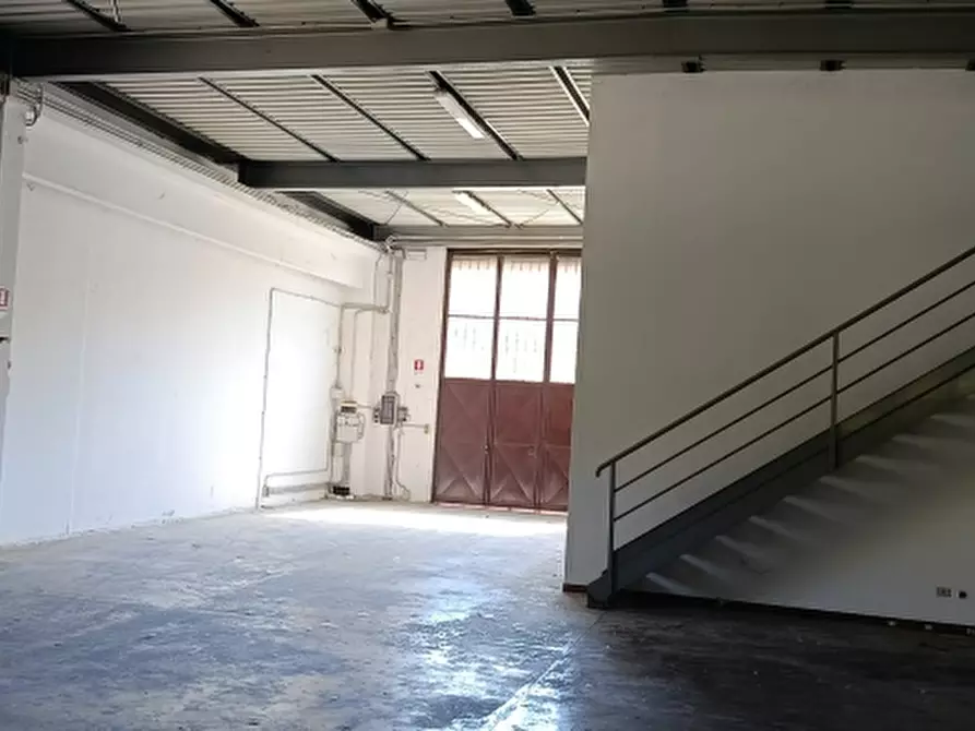 Immagine 22 di Capannone industriale in affitto  in Via Ludovico Ariosto a Magione