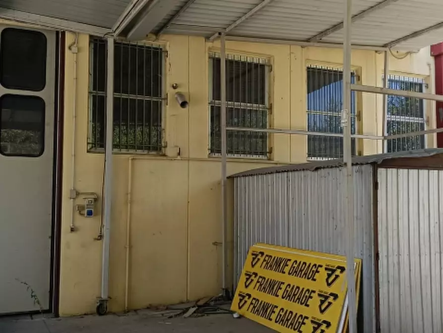 Immagine 10 di Capannone industriale in affitto  in Via Ludovico Ariosto a Magione