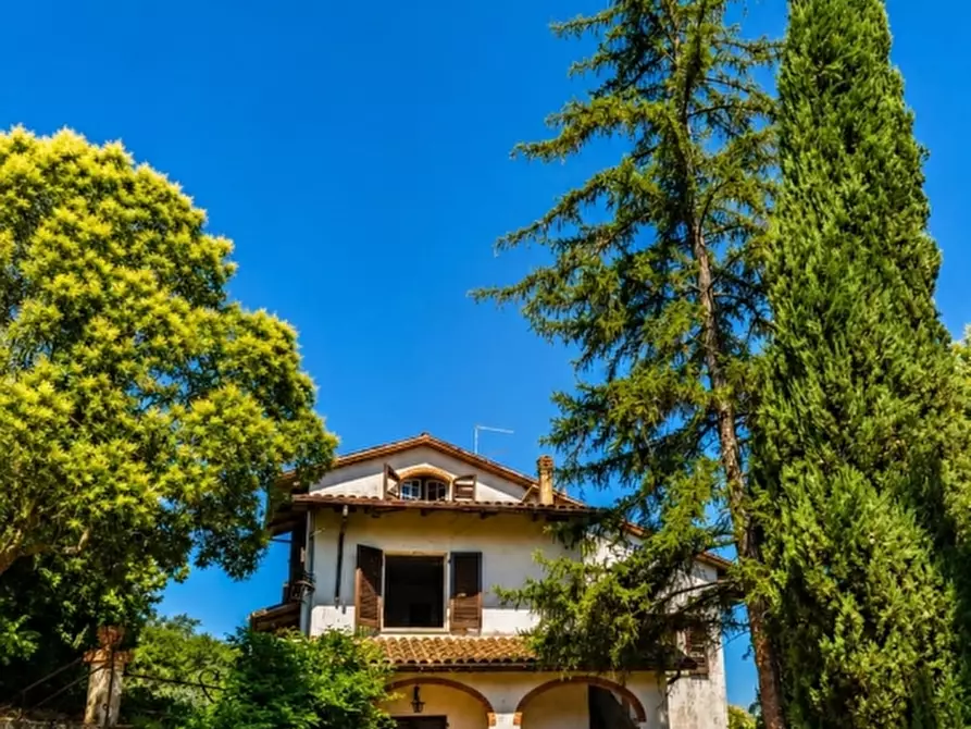 Immagine 3 di Villa in vendita  in Il Poggiolo 6 a Arezzo