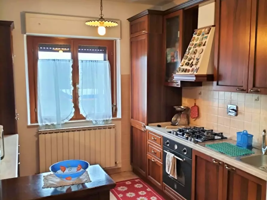 Immagine 10 di Appartamento in vendita  in Via dello Stradone a Città Della Pieve