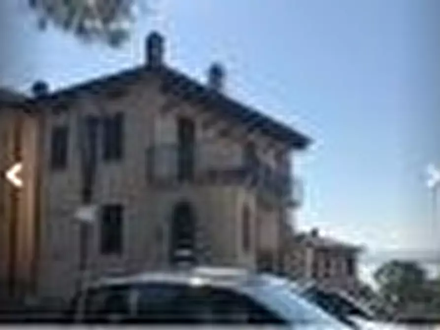 Immagine 1 di Appartamento in vendita  in Piazza Dante Alighieri a Castiglione Del Lago