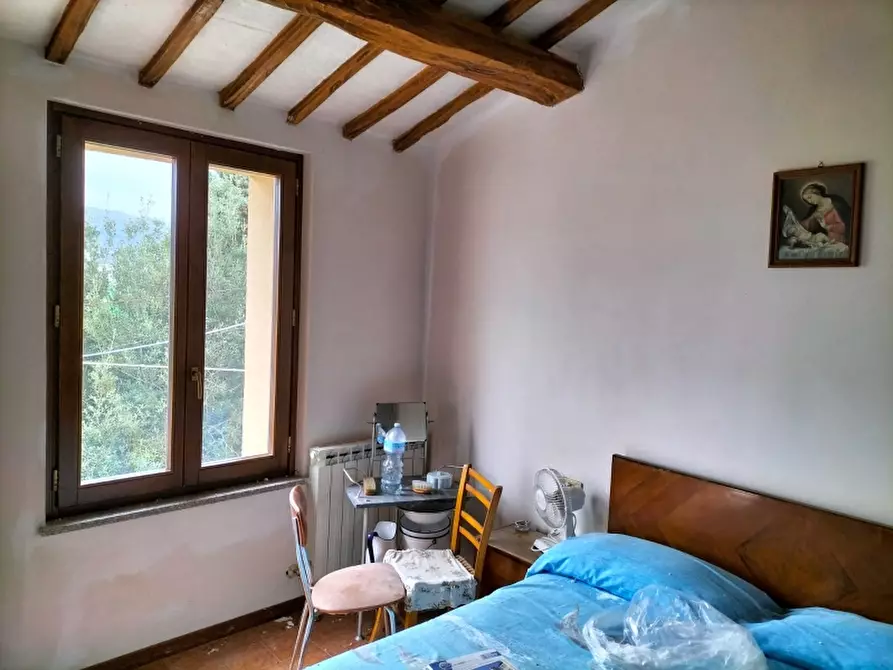 Immagine 12 di Casa semindipendente in vendita  in Via Mazzini a Castiglione Del Lago