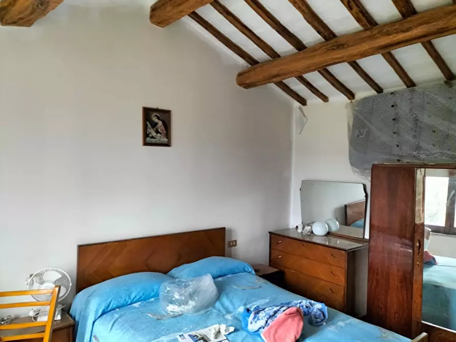 Immagine 18 di Casa semindipendente in vendita  in Via Mazzini a Castiglione Del Lago