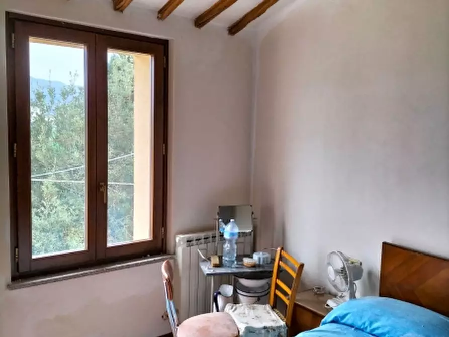 Immagine 21 di Casa semindipendente in vendita  in Via Mazzini a Castiglione Del Lago