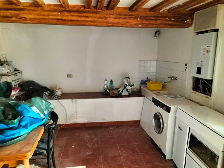 Immagine 7 di Casa semindipendente in vendita  in Via Mazzini a Castiglione Del Lago