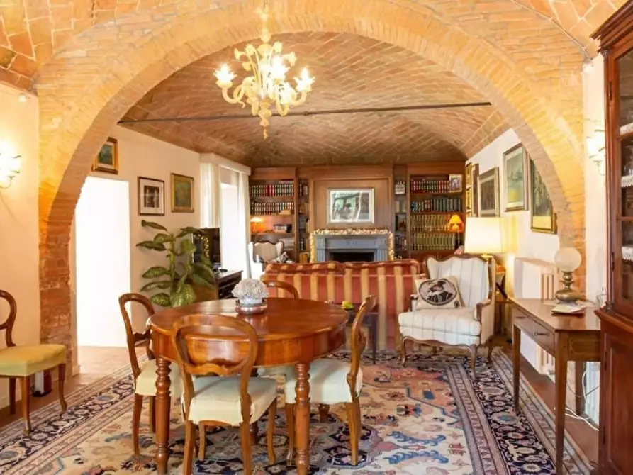 Immagine 16 di Casa colonica in vendita  in Strada del Pollaio a Cetona