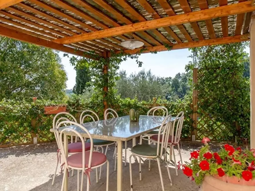 Immagine 20 di Casa colonica in vendita  in Strada del Pollaio a Cetona