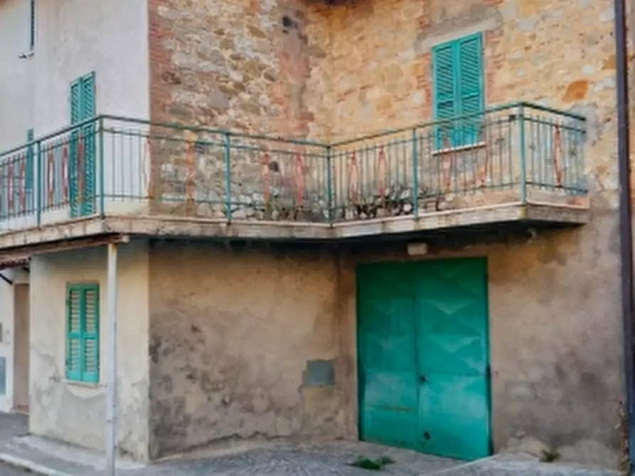 Immagine 2 di Porzione di casa in vendita  in Piazza della Magnolie a Monteleone D'orvieto