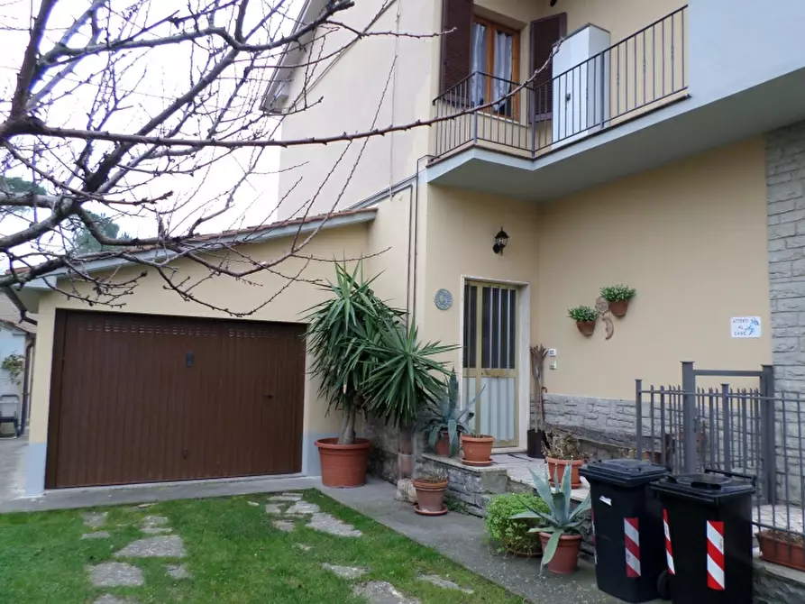 Immagine 37 di Casa bifamiliare in vendita  in Case lunghe a Città Della Pieve