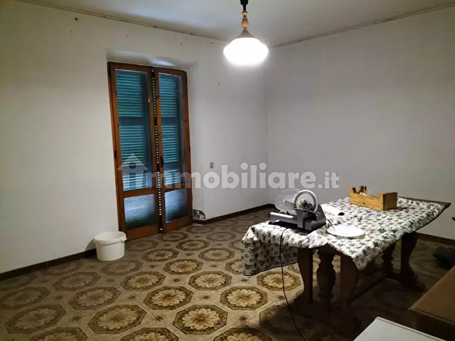 Immagine 15 di Palazzo in vendita  in Viale Umbria a Città Della Pieve