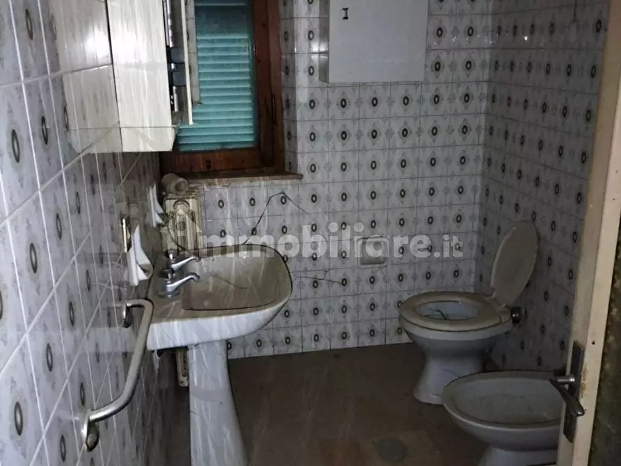 Immagine 6 di Palazzo in vendita  in Viale Umbria a Città Della Pieve