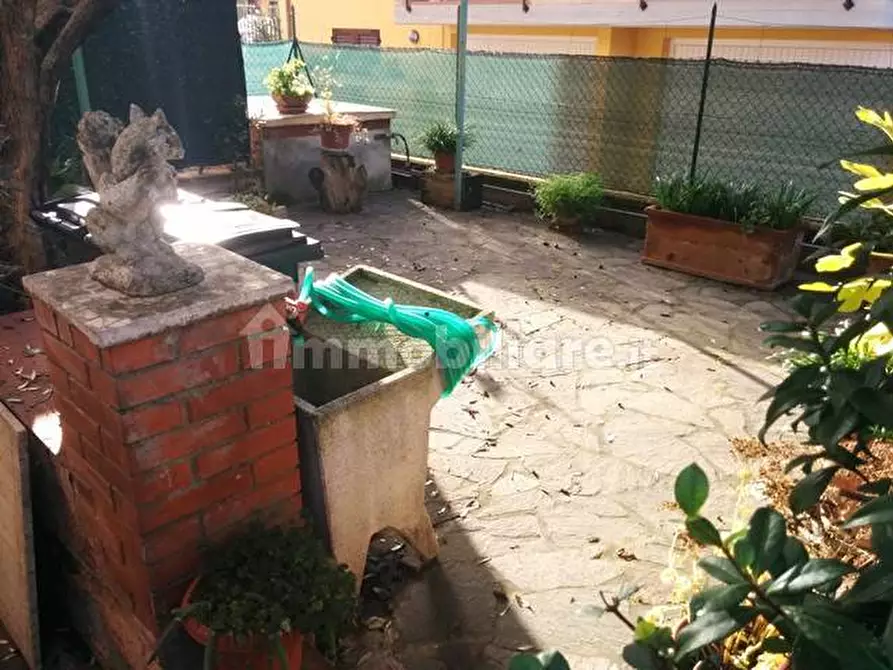 Immagine 11 di Palazzo in vendita  in Via Baldami a Magione