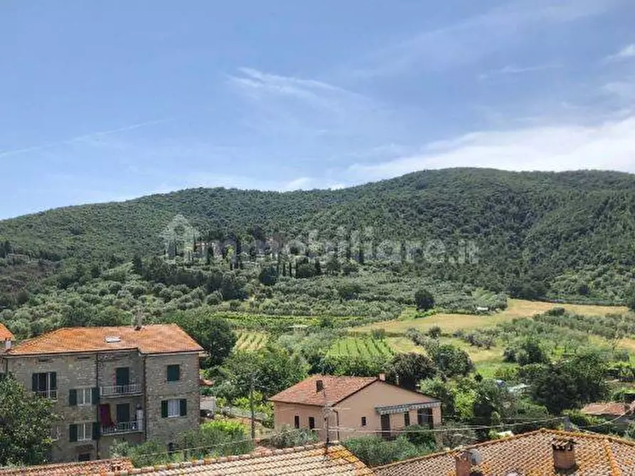 Immagine 4 di Palazzo in vendita  in Via Baldami a Magione