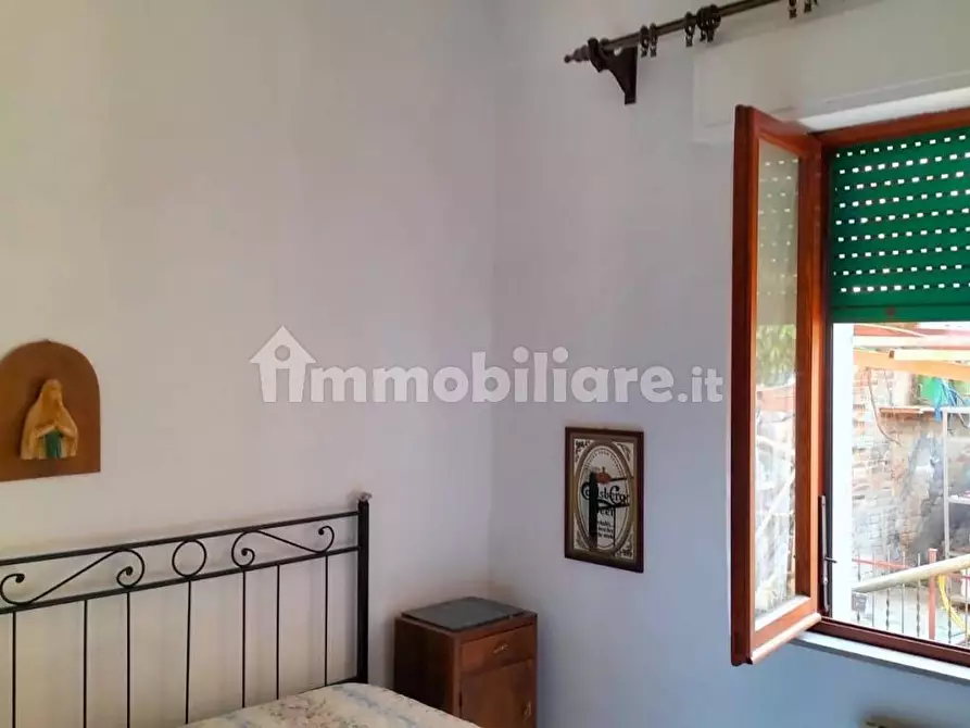 Immagine 10 di Casa semindipendente in vendita  in Via Ripida a Castiglione Del Lago