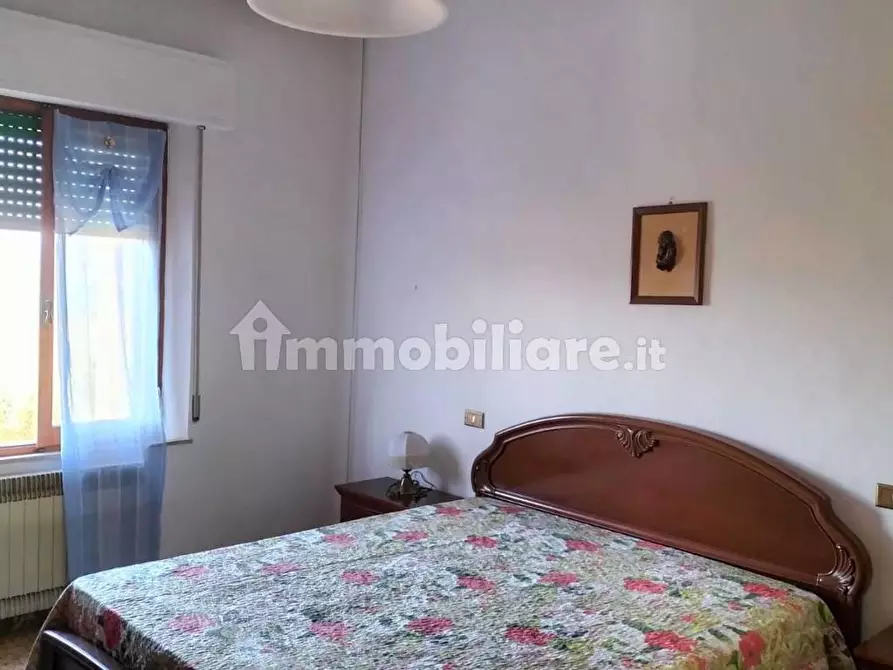 Immagine 14 di Casa semindipendente in vendita  in Via Ripida a Castiglione Del Lago