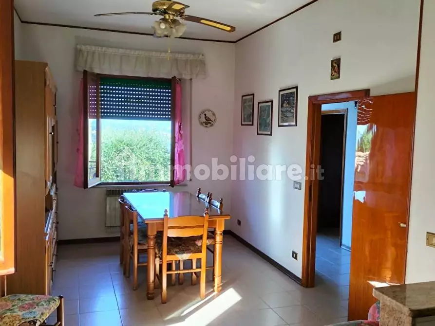 Immagine 3 di Casa semindipendente in vendita  in Via Ripida a Castiglione Del Lago