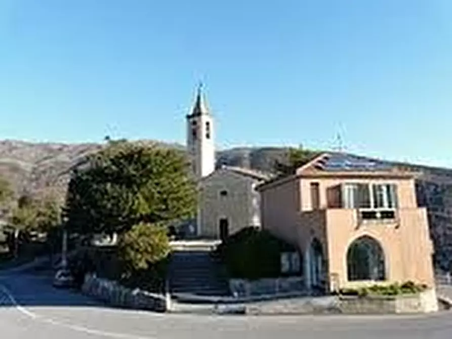 Immagine 7 di Appartamento in vendita  in via prolungo a Albenga