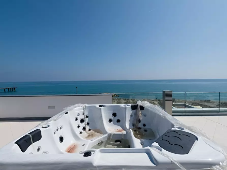 Immagine 8 di Appartamento in vendita  in via ceriale a Ceriale