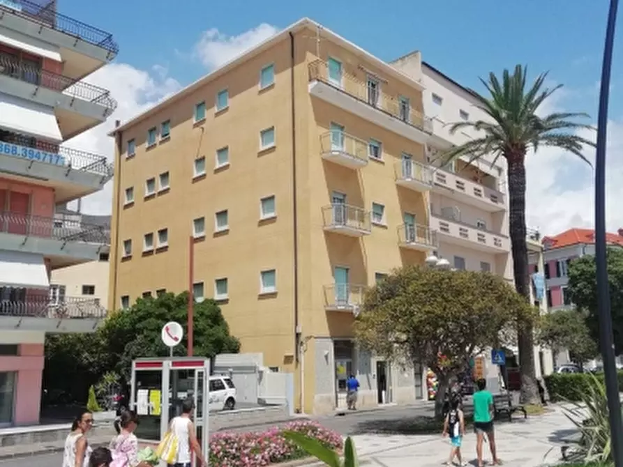 Immagine 5 di Appartamento in vendita  in LUNGOMARE ARMANDO DIAZ N. 75    CERIALE a Ceriale