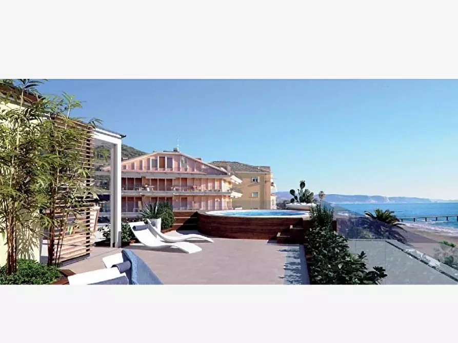 Immagine 5 di Appartamento in vendita  in via ceriale a Ceriale