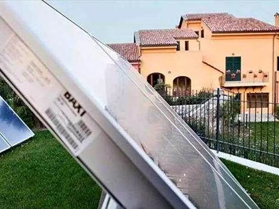 Immagine 8 di Villa in vendita  a Alassio