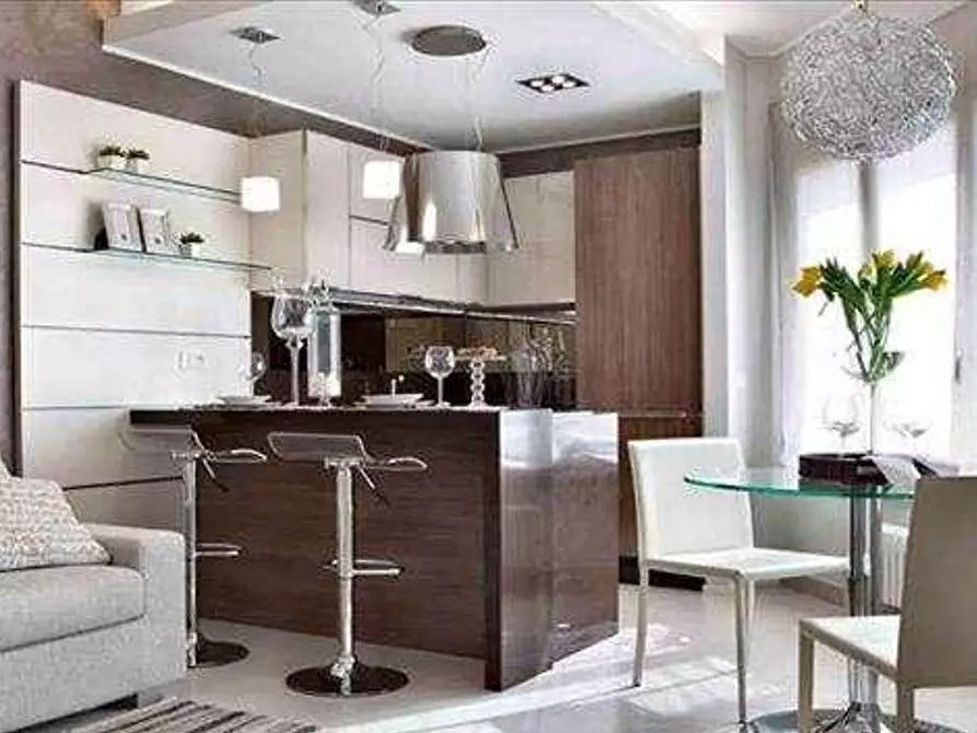 Immagine 3 di Villa in vendita  a Alassio