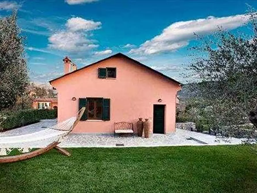 Immagine 4 di Villa in vendita  a Alassio