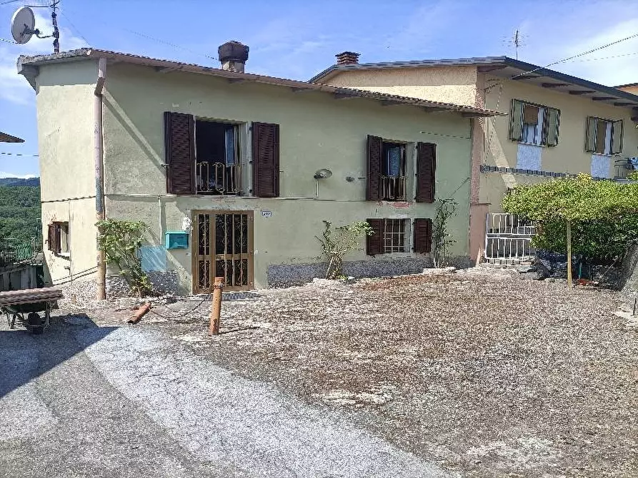 Immagine 1 di Villetta a schiera in vendita  in VIA a Gaggio Montano