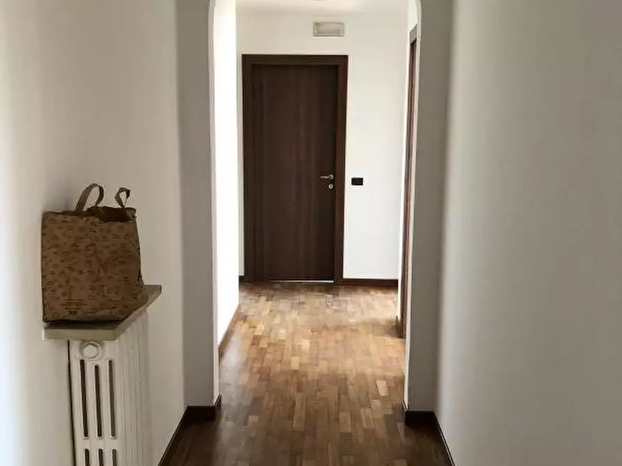 Immagine 5 di Ufficio in affitto  in Via Ciro Ferrari a Verona