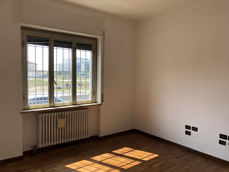 Immagine 10 di Ufficio in affitto  in Via Ciro Ferrari a Verona