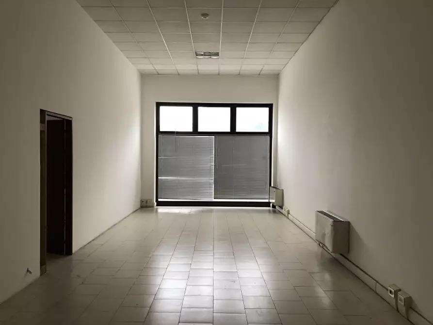 Immagine 8 di Laboratorio in vendita  in Via Evangelista Torricelli a Verona