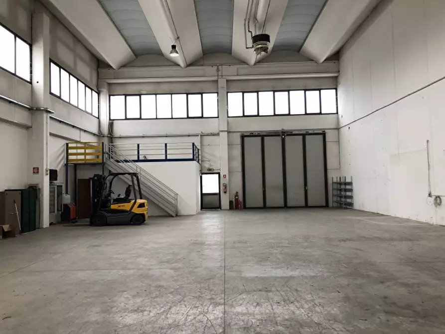 Immagine 10 di Laboratorio in vendita  in Via Evangelista Torricelli a Verona