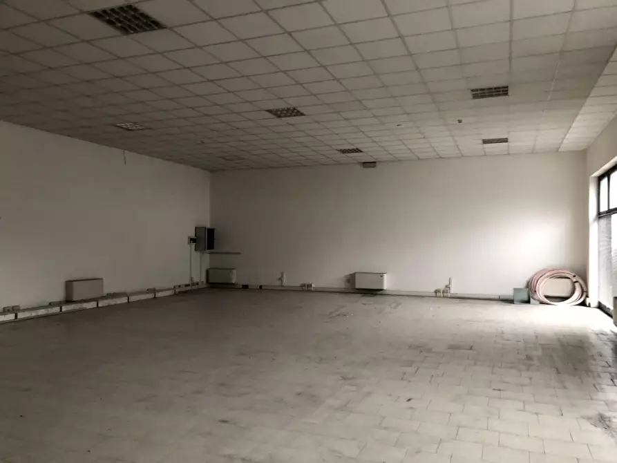 Immagine 12 di Laboratorio in vendita  in Via Evangelista Torricelli a Verona