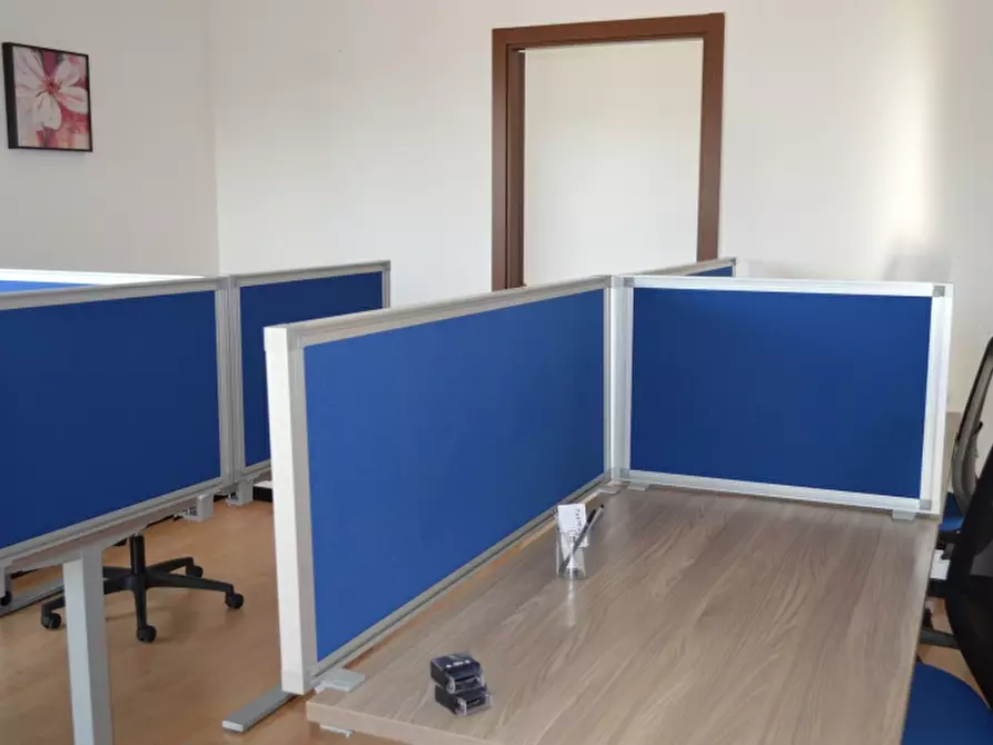 Immagine 11 di Ufficio in affitto  in Via Messedaglia a Verona