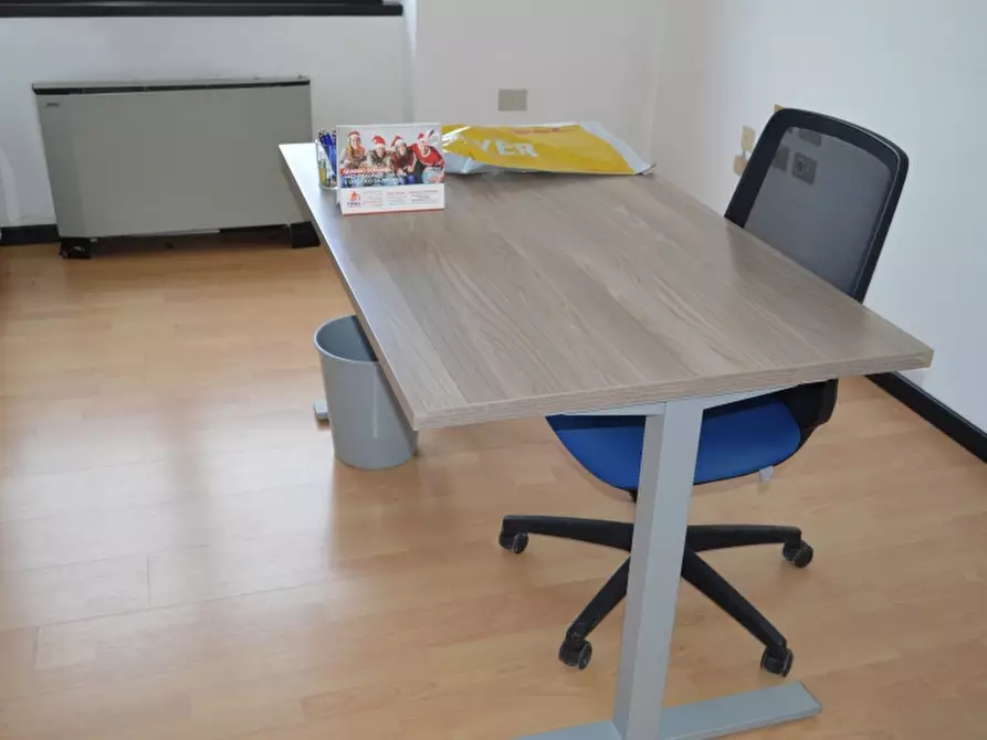 Immagine 12 di Ufficio in affitto  in Via Messedaglia a Verona