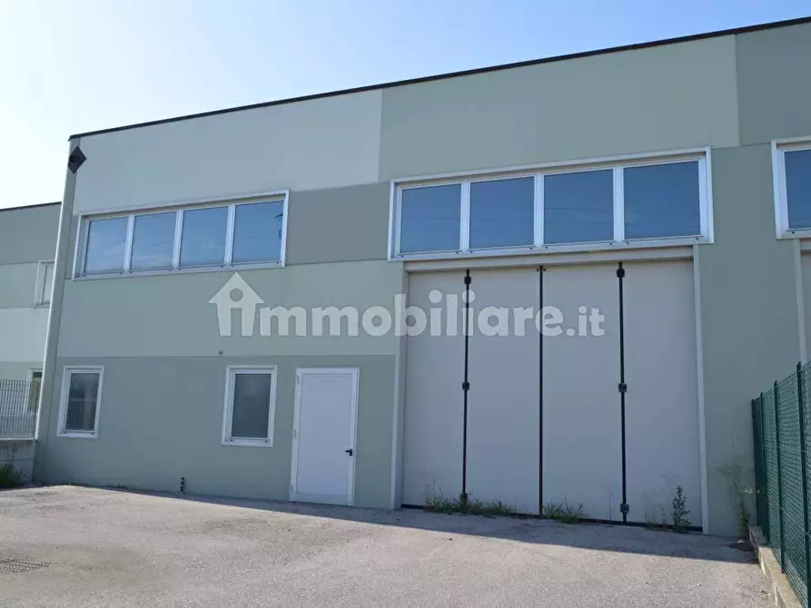 Immagine 10 di Capannone industriale in vendita  in Via Bovolino a Buttapietra