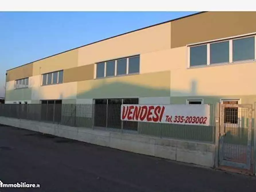Immagine 2 di Capannone industriale in vendita  in Via Bovolino a Buttapietra