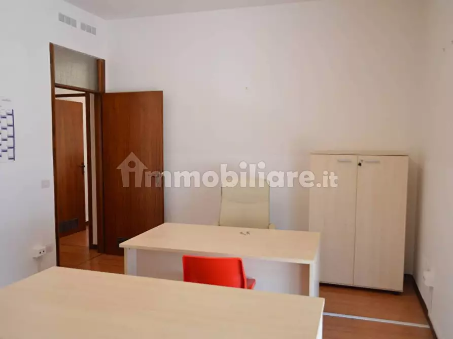 Immagine 2 di Ufficio in vendita  in Viale del Lavoro 41 a Verona